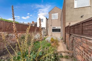 Photo 17- click for photo gallery